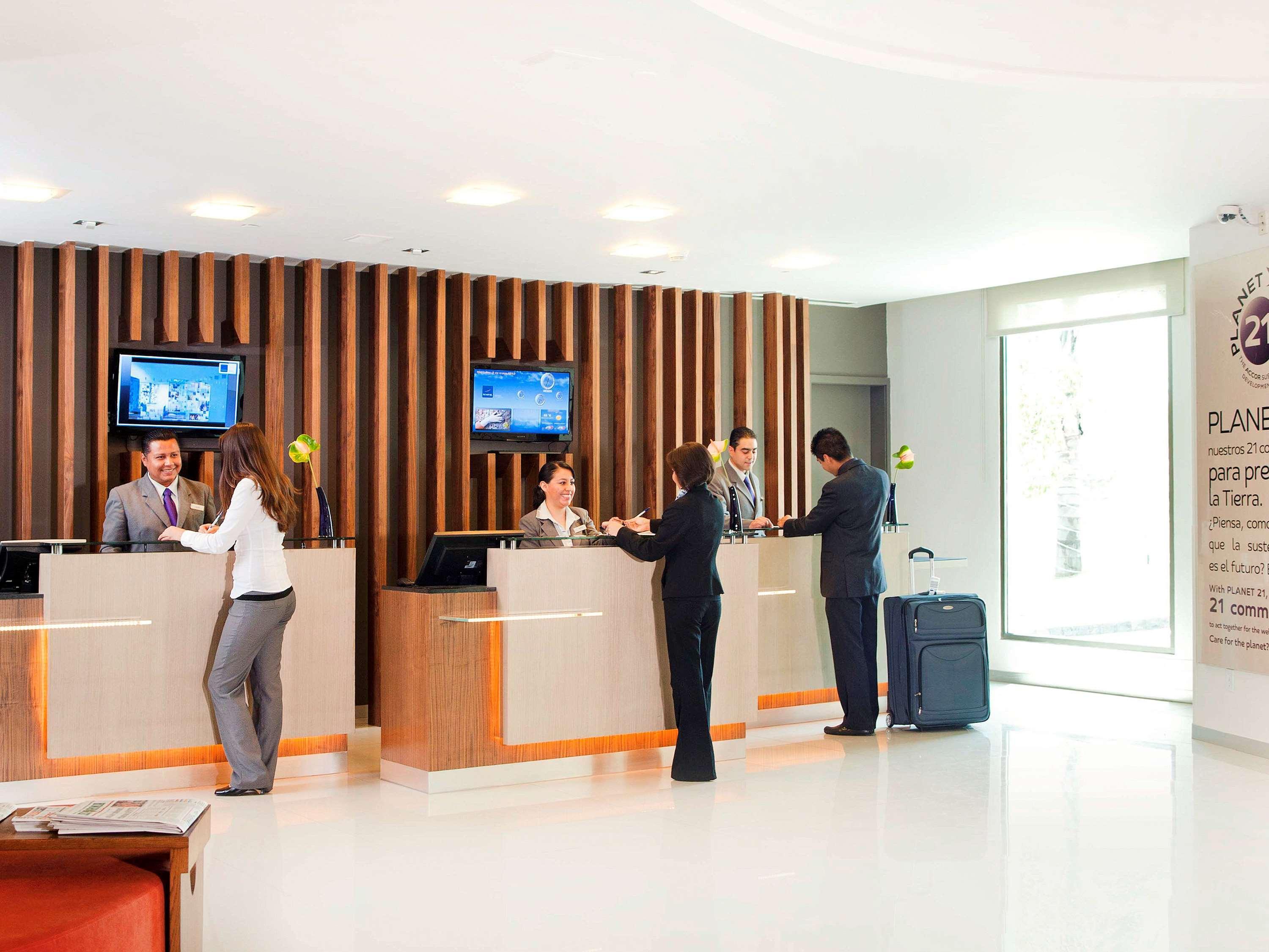 Novotel Mexico City Santa Fe Εξωτερικό φωτογραφία